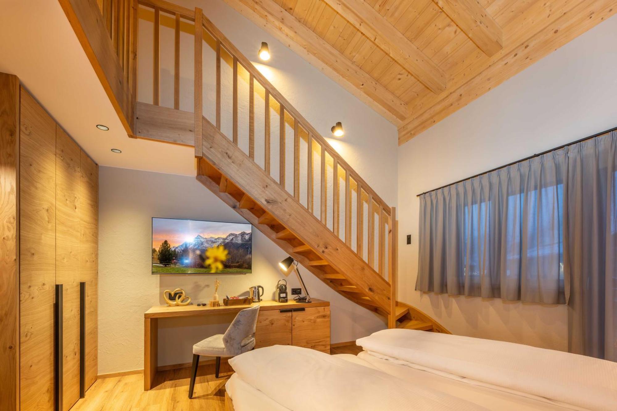 Mountain Lodge Grächen Eksteriør billede