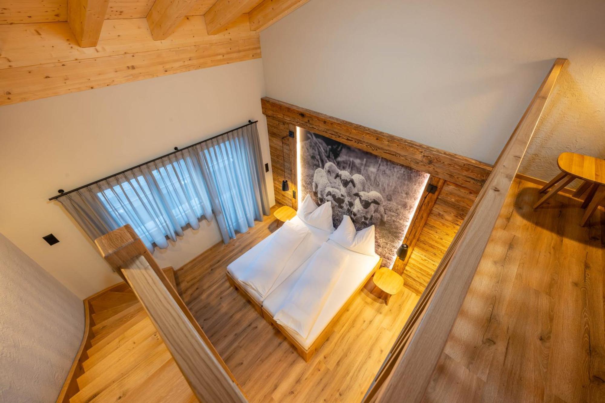 Mountain Lodge Grächen Eksteriør billede