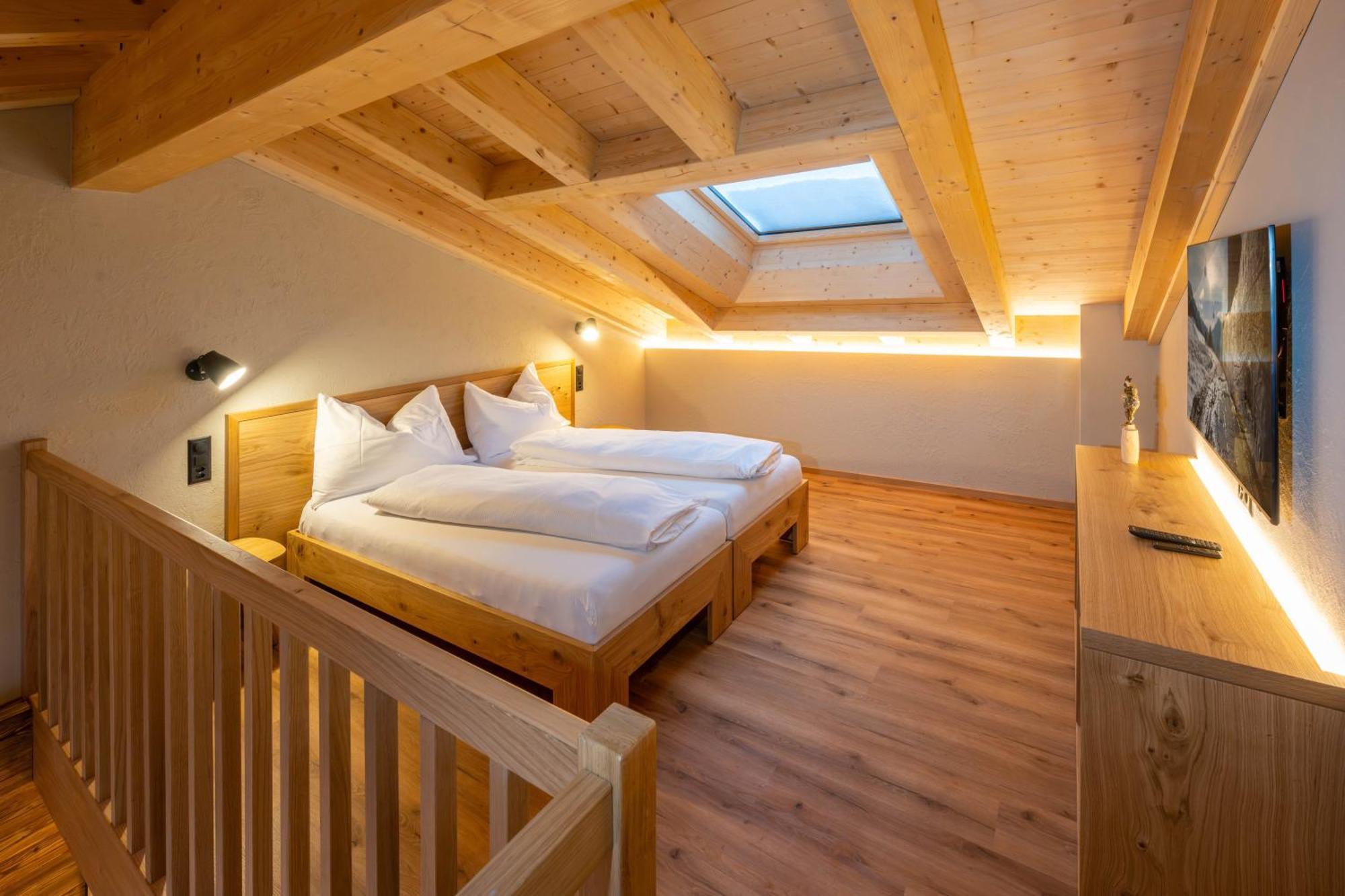 Mountain Lodge Grächen Eksteriør billede