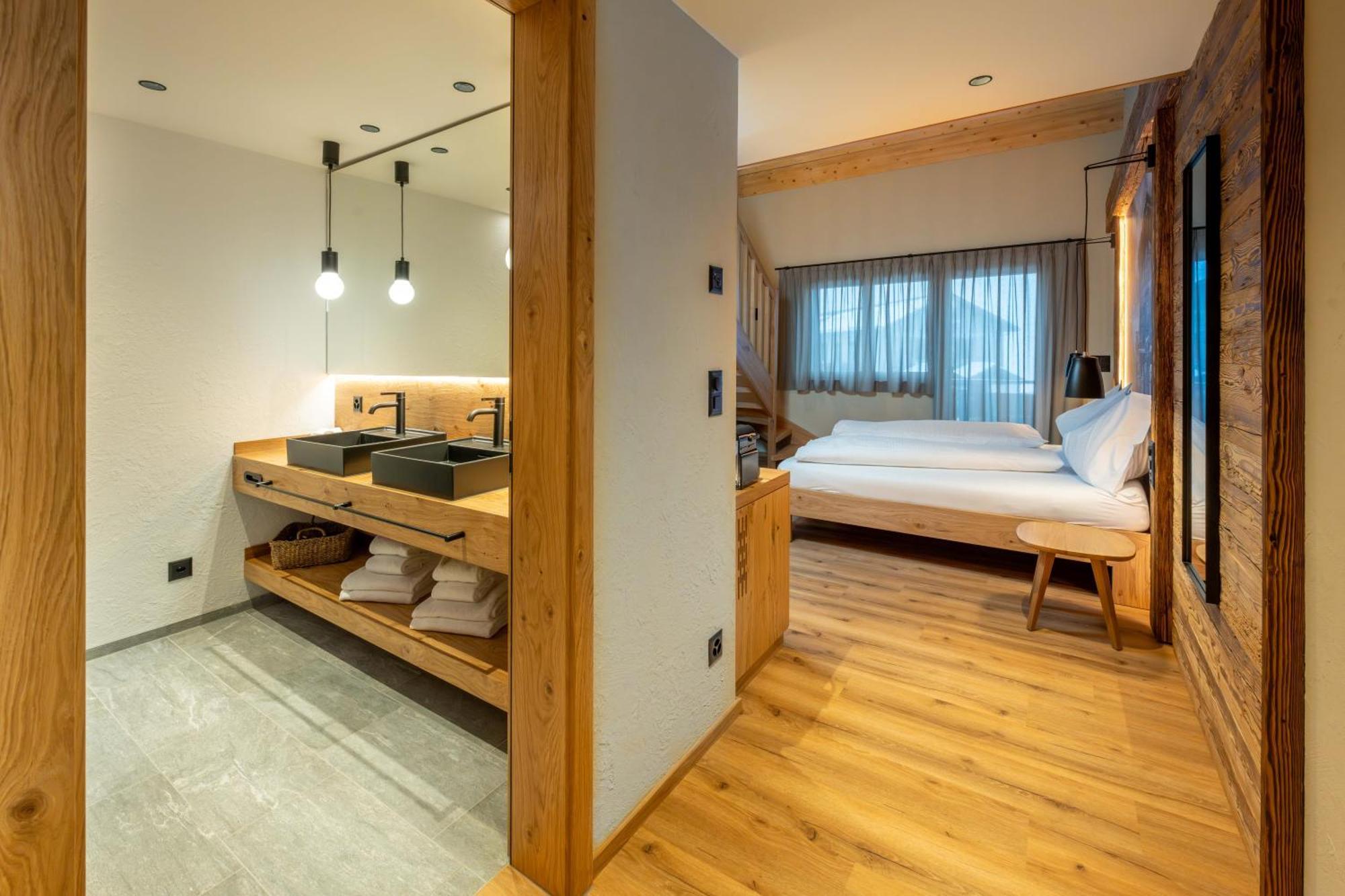 Mountain Lodge Grächen Eksteriør billede
